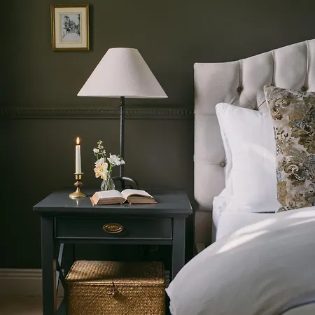 Mossie's Bed & Breakfast 4*