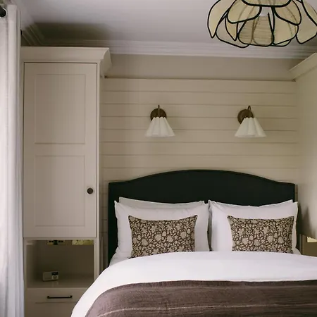 فندق مبيت وإفطار Mossie's Adrigole