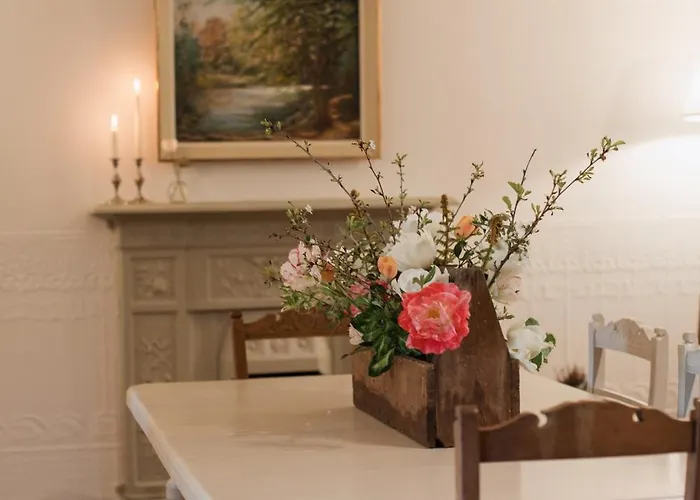 Mossie's 4* Adrigole